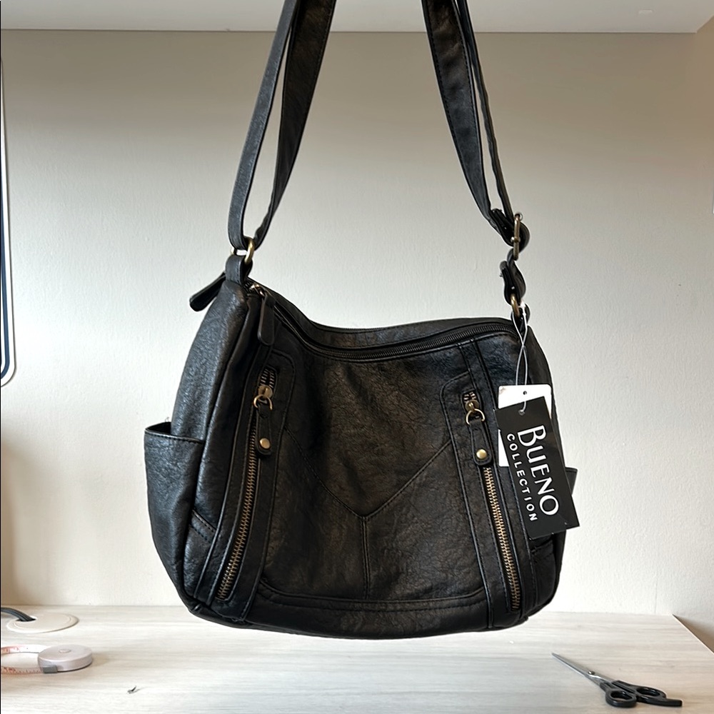 UENO COLLECTION BLACK SYNTHETIC LEATHE SHOULDER BAG NWT
